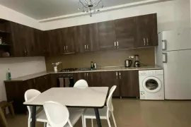 გირავდება ბინა, 4 ოთახიანი, ახალი აშენებული, თბილისი, სამგორი