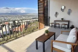 ქირავდება ბინა, 5 ოთახიანი, ახალი აშენებული, თბილისი, ვაკე