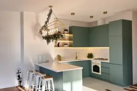 ქირავდება ბინა, 5 ოთახიანი, ახალი აშენებული, თბილისი, ვაკე