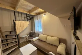 ქირავდება ბინა, 2 ოთახიანი, ძველი აშენებული, თბილისი, ჩუღურეთი