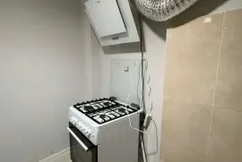 ქირავდება ბინა, 2 ოთახიანი, ძველი აშენებული, ქუთაისი, აღმაშენებლის დასახლება