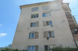 იყიდება ბინა, 3 ოთახიანი, ძველი აშენებული, ბოლნისი, ბოლნისი