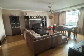 Продается квартира, 4 Kомнатная, Старое здание, Тбилиси, Мухиани