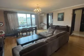 Продается квартира, 4 Kомнатная, Старое здание, Тбилиси, Мухиани