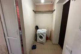 Аренда, 1 Kомнатная, Старое здание, Тбилиси, Исани