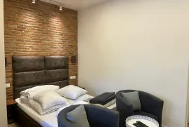 Аренда, 1 Kомнатная, Старое здание, Тбилиси, Сололаки