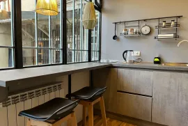 Аренда, 1 Kомнатная, Старое здание, Тбилиси, Сололаки