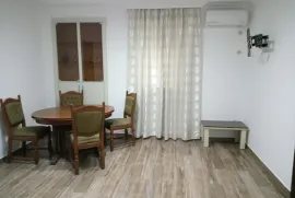 For Rent, 5 Room, Old building, Kutaisi, Mtsvanekvavila