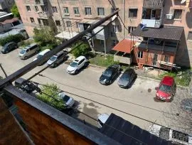 ქირავდება ბინა, 3 ოთახიანი, ძველი აშენებული, გორი