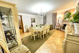 Продается квартира, 5 Kомнатная, Новостройка, Батуми