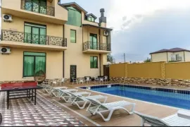 ქირავდება სახლი, 10 ოთახიანი, თბილისი, ივერთუბანი