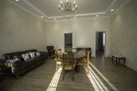 Аренда Дома, 6 Kомнатная, Кутаиси, Гора Сакусля