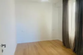 ქირავდება სახლი, 7 ოთახიანი, თბილისი, დიღომი 1-9