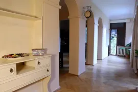 House For Sale, 8 Room, Tbilisi, vake