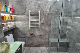 Продается квартира, 3 Kомнатная, Новостройка, Тбилиси, Ортачала