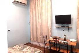 Аренда, 2 Kомнатная, Старое здание, Тбилиси, Чугурети