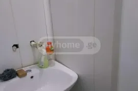 იყიდება, უნივერსალური კომერციული  ფართი, ვარკეთილი