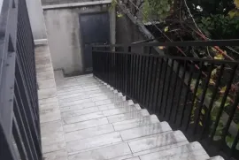 ქირავდება, სასაწყობე ფართი, კახაბრის უბანი