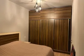 იყიდება ბინა, 2 ოთახიანი, ახალი აშენებული, ბათუმი, აეროპორტის უბანი