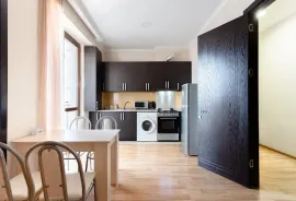 ქირავდება ბინა, 2 ოთახიანი, ახალი აშენებული, თბილისი, ვერა