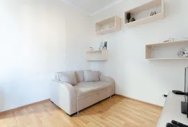 ქირავდება ბინა, 2 ოთახიანი, ახალი აშენებული, თბილისი, ვერა