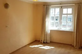 იყიდება ბინა, 3 ოთახიანი, ძველი აშენებული, თბილისი, საბურთალო