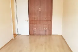 იყიდება ბინა, 3 ოთახიანი, ძველი აშენებული, თბილისი, საბურთალო