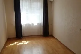 იყიდება ბინა, 3 ოთახიანი, ძველი აშენებული, თბილისი, საბურთალო