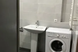 იყიდება ბინა, 2 ოთახიანი, ძველი აშენებული, თბილისი, საბურთალო