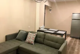 იყიდება ბინა, 2 ოთახიანი, ძველი აშენებული, თბილისი, საბურთალო