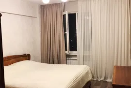 იყიდება ბინა, 2 ოთახიანი, ძველი აშენებული, თბილისი, საბურთალო