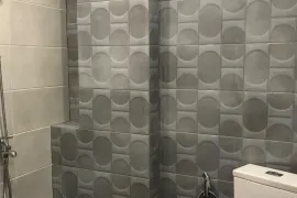 იყიდება ბინა, 2 ოთახიანი, ძველი აშენებული, თბილისი, საბურთალო