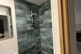 Аренда, 2 Kомнатная, Старое здание, Тбилиси, saburtalo