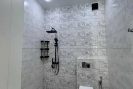 Продается квартира, 2 Kомнатная, Новостройка, Тбилиси, Варкетили