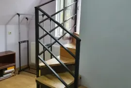 იყიდება სახლი, 3 ოთახიანი, ბორჯომი, სადგერი