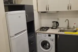 Аренда, 2 Kомнатная, Старое здание, Тбилиси, Мтацминда