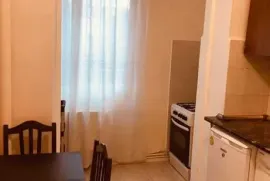 ქირავდება ბინა, 1 ოთახიანი, ძველი აშენებული, თბილისი, საბურთალო