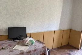 იყიდება ბინა, 1 ოთახიანი, ძველი აშენებული, თბილისი, ნუცუბიძის ფერდობი