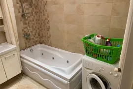 Аренда Дома, 5 Kомнатная,  Окрестности Тбилиси, Цхнети