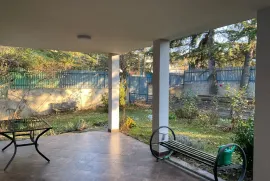 ქირავდება სახლი, 5 ოთახიანი, თბილისის შემოგარენი, წყნეთი