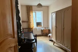 Apartment for sale, 5 Room, Old building, Tbilisi, Nutsubidze plateau