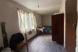 Apartment for sale, 5 Room, Old building, Tbilisi, Nutsubidze plateau