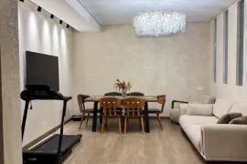 Продается квартира, 3 Kомнатная, Новостройка, Батуми