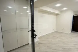 For Rent, Universal commercial space, saburtalo