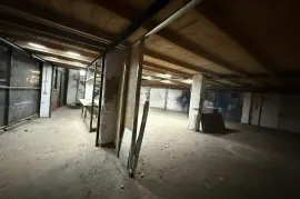 For Rent, Universal commercial space, Old Batumi district