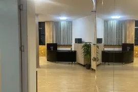 For Rent, Office, vake