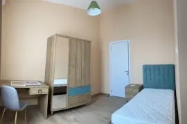 ქირავდება სახლი, 6 ოთახიანი, თბილისი, დიღომი 1-9