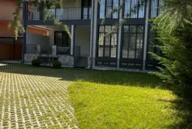 ქირავდება სახლი, 6 ოთახიანი, თბილისი, დიღომი 1-9