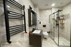 იყიდება ბინა, 3 ოთახიანი, ახალი აშენებული, ბათუმი