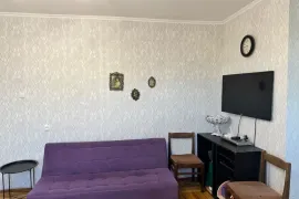 Продается квартира, 3 Kомнатная, Старое здание, Тбилиси, Исани